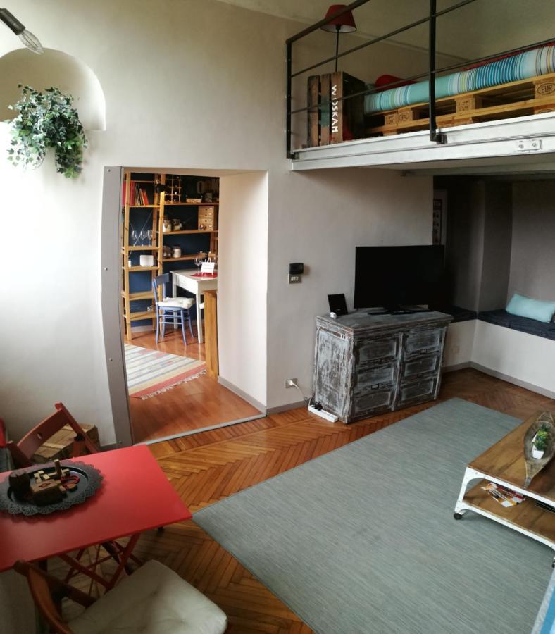 A Casa Nostra Nel Centro Storico Lägenhet Turin Exteriör bild